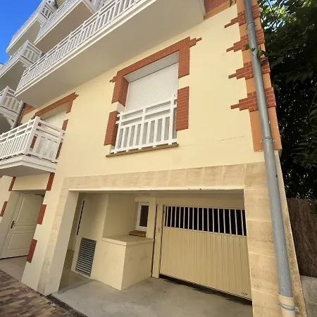 Superbe T3 De 66 M² Centre Avec Parking Et Balcon A 200m De La - Fr-1-374-196 Apartment *